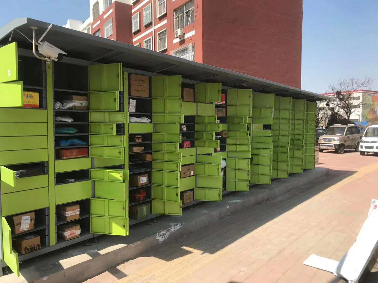 快遞小哥為什么會為快遞柜買單？